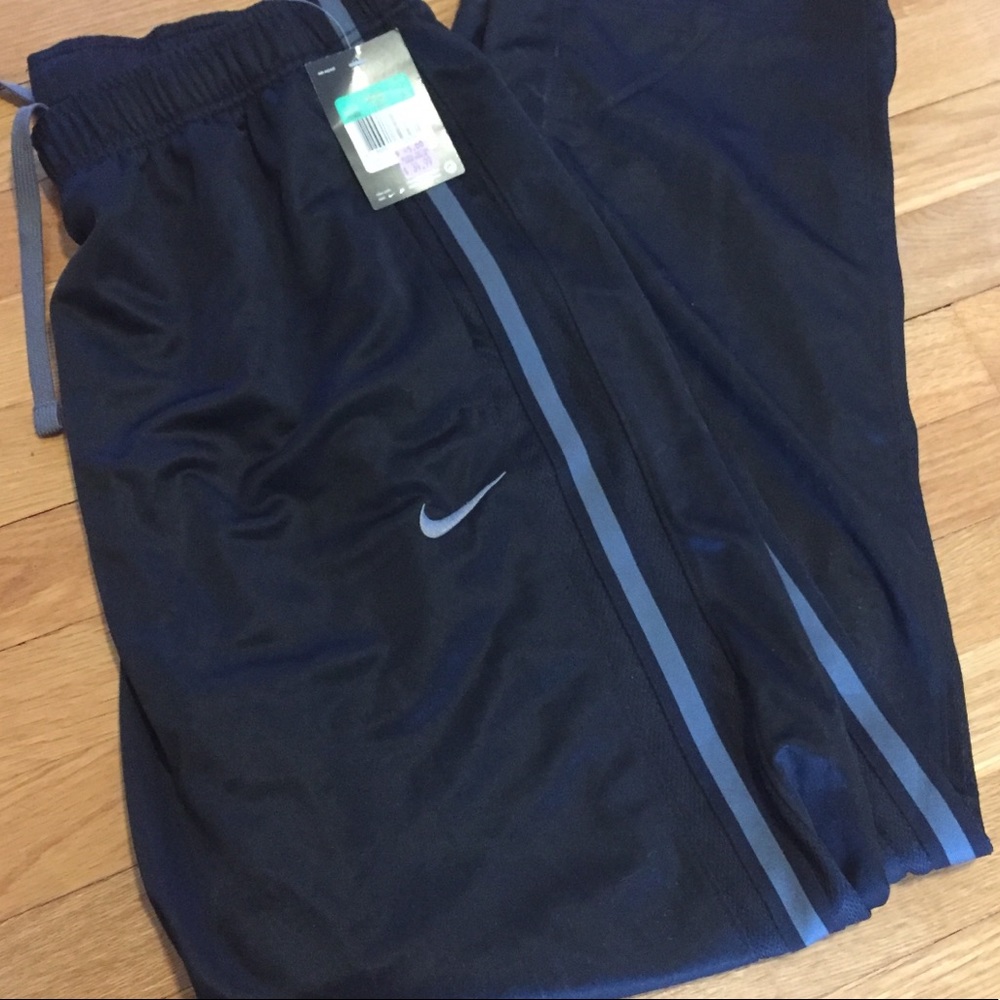 Men’s Nike Activewear Pants Size XL